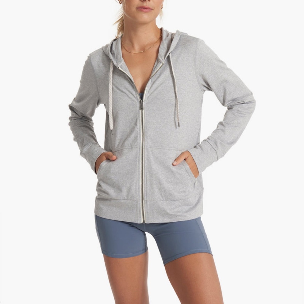 Vuori Halo Performance Hoodie - pale grey color